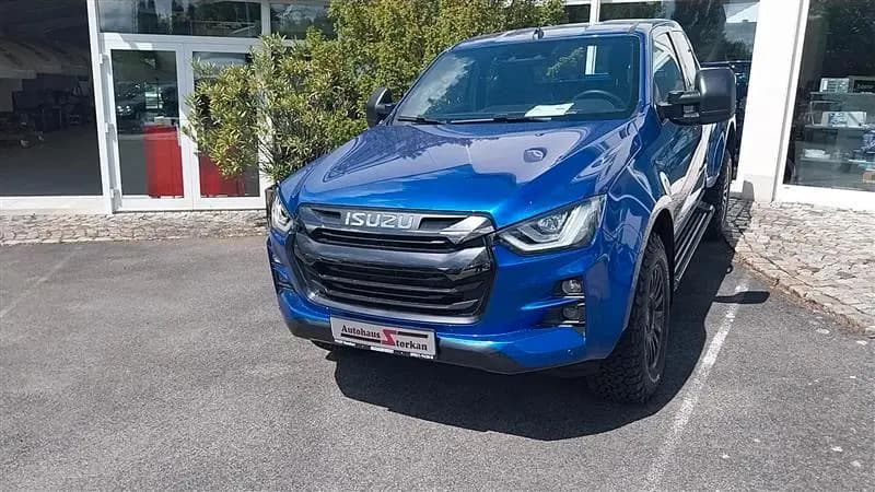 Main__Slider__Photo:Isuzu D-Max Space Cap  LSE Wohnkabinenfertig 12/2024-0