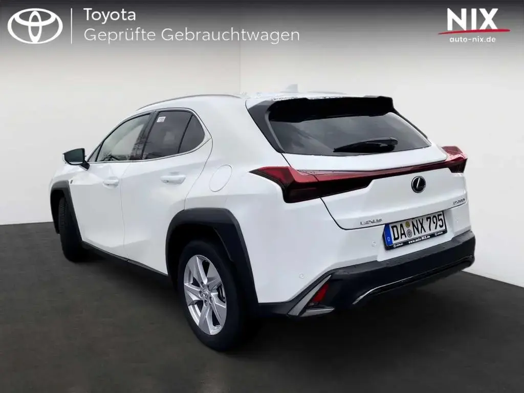 Main__Slider__Photo:Lexus UX 300h 2.0 Hybrid F-Sport Design LED SHZ 04/2024-1
