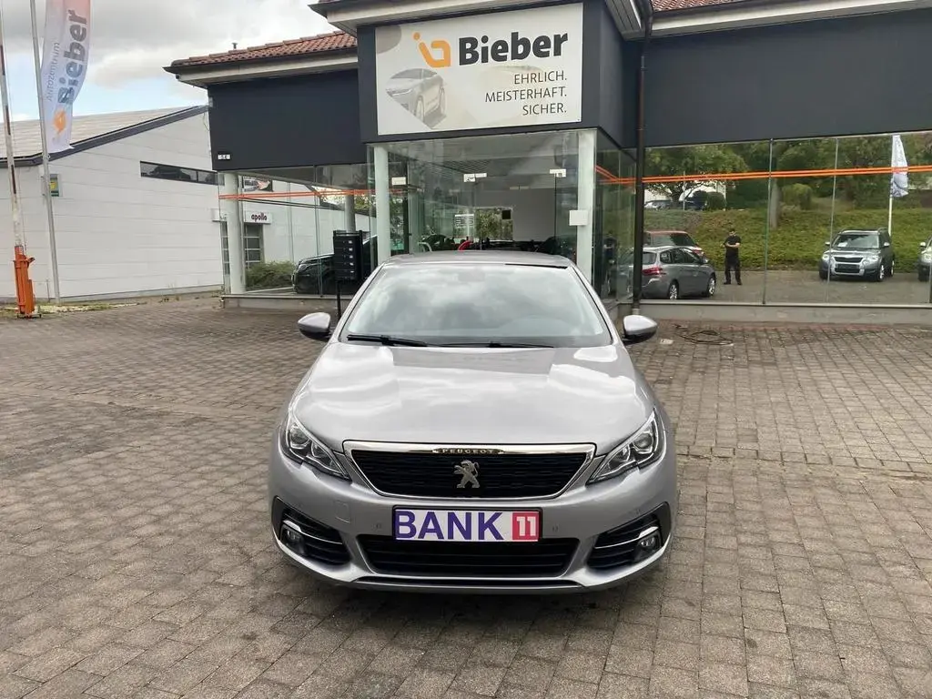 Main__Slider__Photo:Peugeot 308 SW Active 05/2019-1