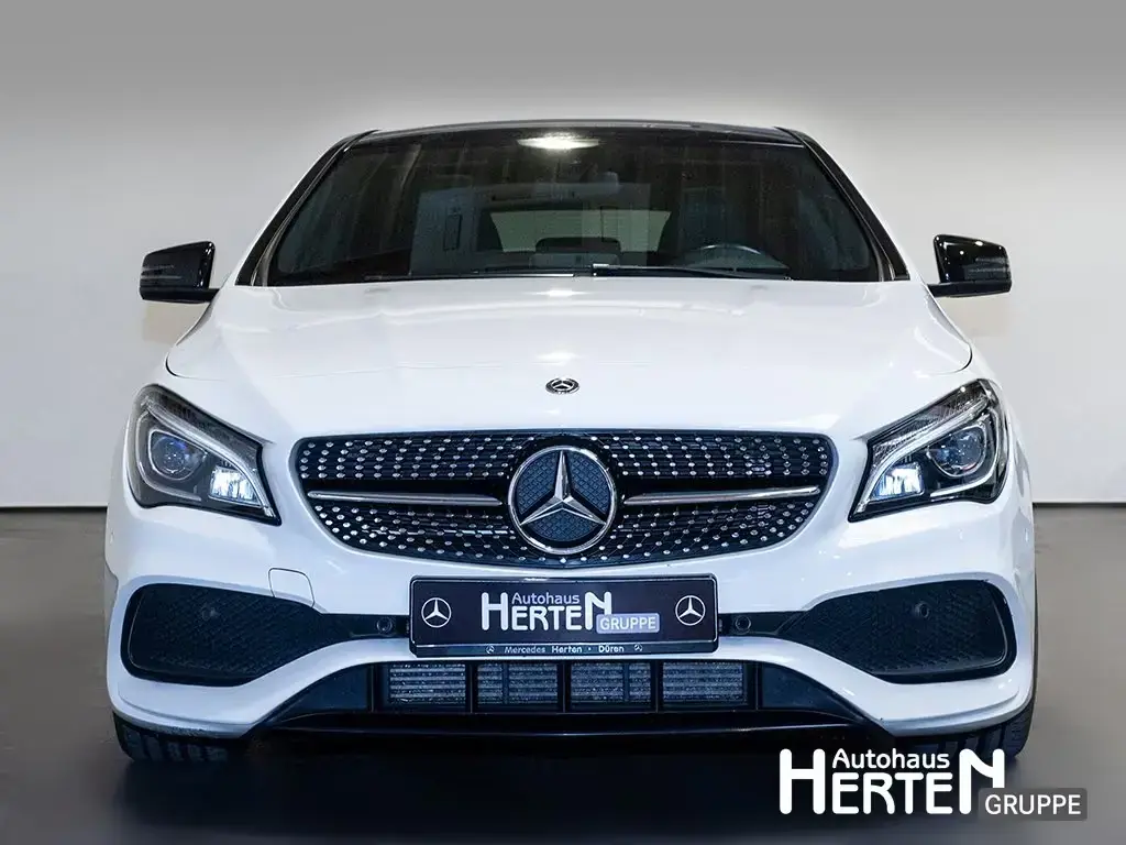 Main__Slider__Photo:Mercedes-Benz CLA 200 Shooting Brake CLA 200 SB +AMG Line+KAMERA+PANORAMA-SD+NIGHT-P. 06/2017-1