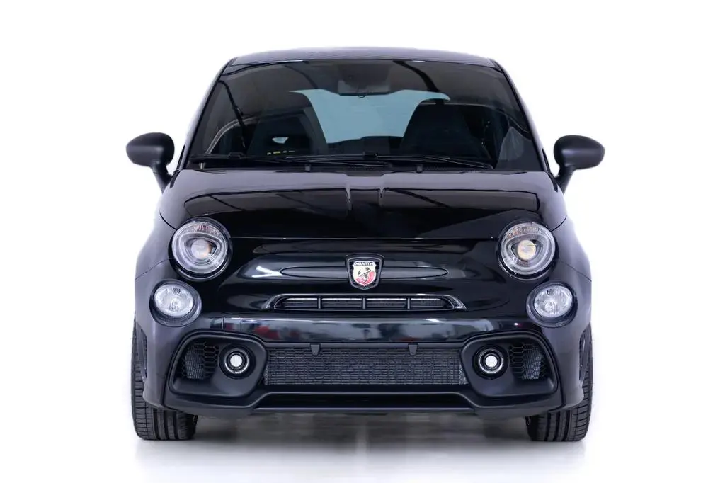 Main__Slider__Photo:Abarth 500 695 75 Anniversario 07/2024-1