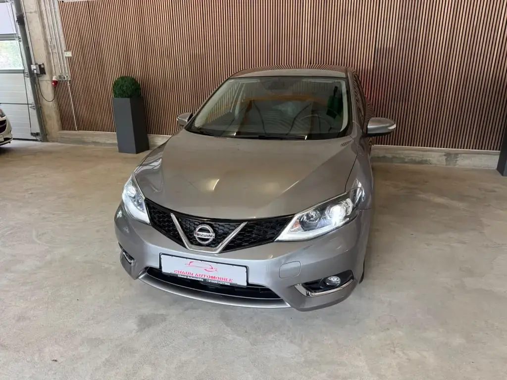 Main__Slider__Photo:Nissan Pulsar N-Connecta | KAMERA | LED | TEILLEDER | 08/2017-1