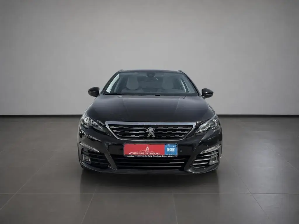 Main__Slider__Photo:Peugeot 308 SW Allure 03/2018-1