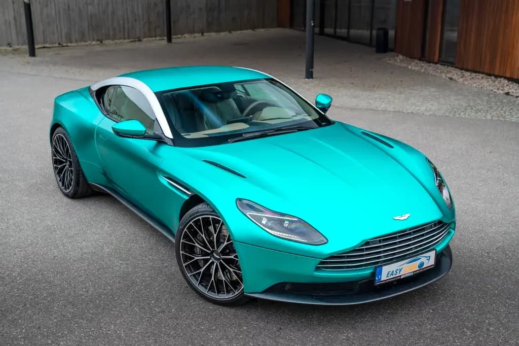 Main__Slider__Photo:Aston Martin DB11 4.0 V8 02/2021-0