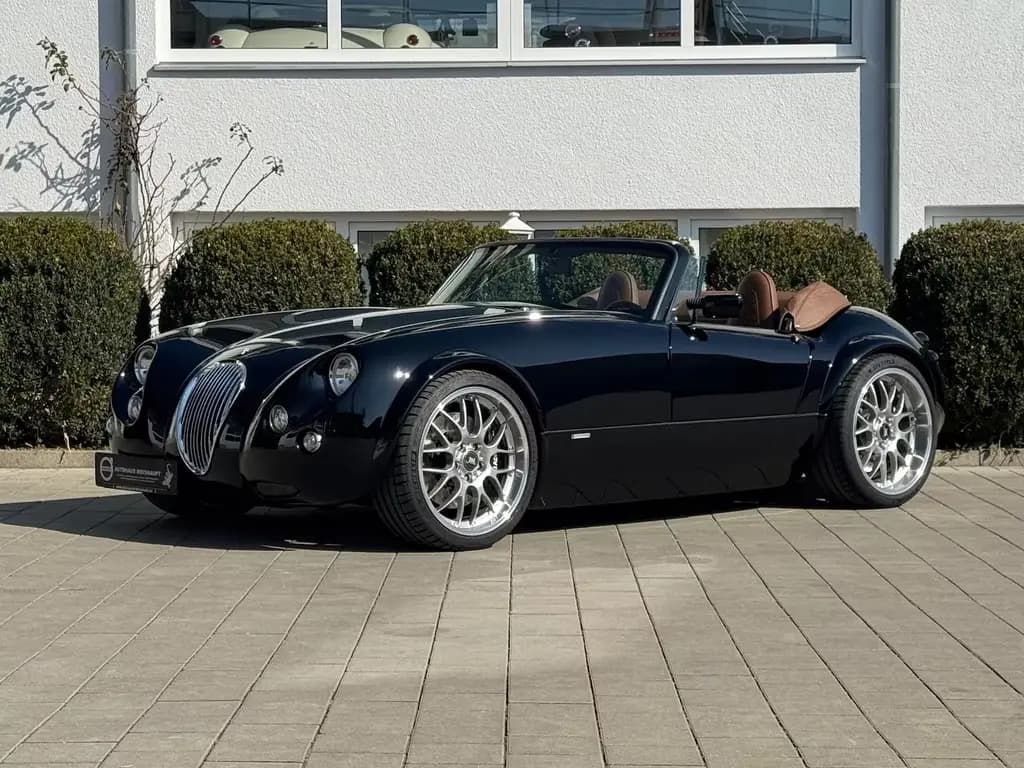 Main__Slider__Photo:Wiesmann MF 3 Roadster*Schalter*Schwarz-Braun*Movit-Brems 12/2009-0