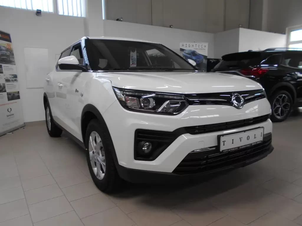 Main__Slider__Photo:Ssangyong Tivoli 4x4ALLRAD KLIMA TEMPOMAT PDC + KAMERA AHK 03/2025-0