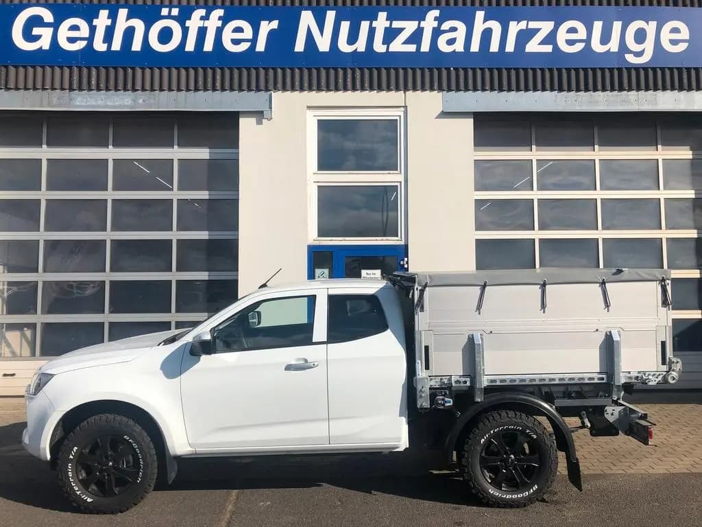 Main__Slider__Photo:Isuzu D-Max Space Cab LS AT + Gurtbandaufbau +SOFORT+ 06/2025-0
