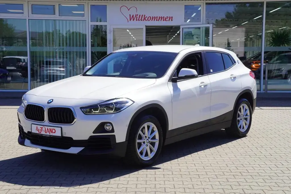 Main__Slider__Photo:BMW X2 sDrive 18 i LED Navi Head-Up Sitzheizung AHK 01/2020-1