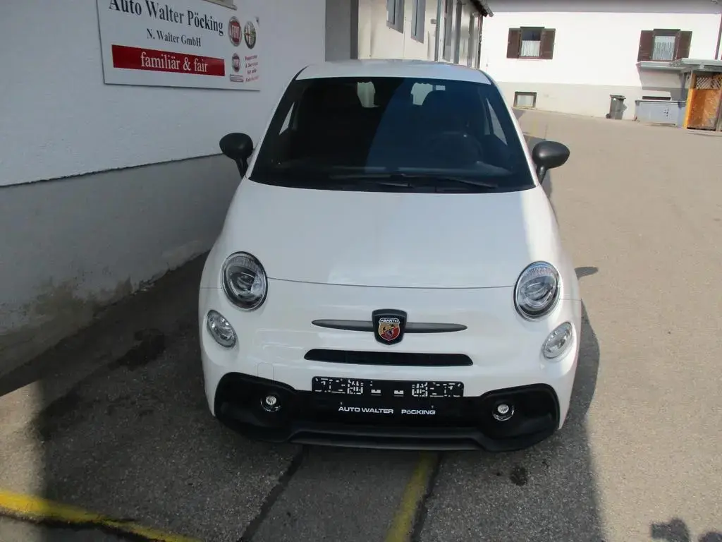 Main__Slider__Photo:Abarth 595 Sabelt Sportsitze*TechPaket*Beats Audio*LED 07/2024-1