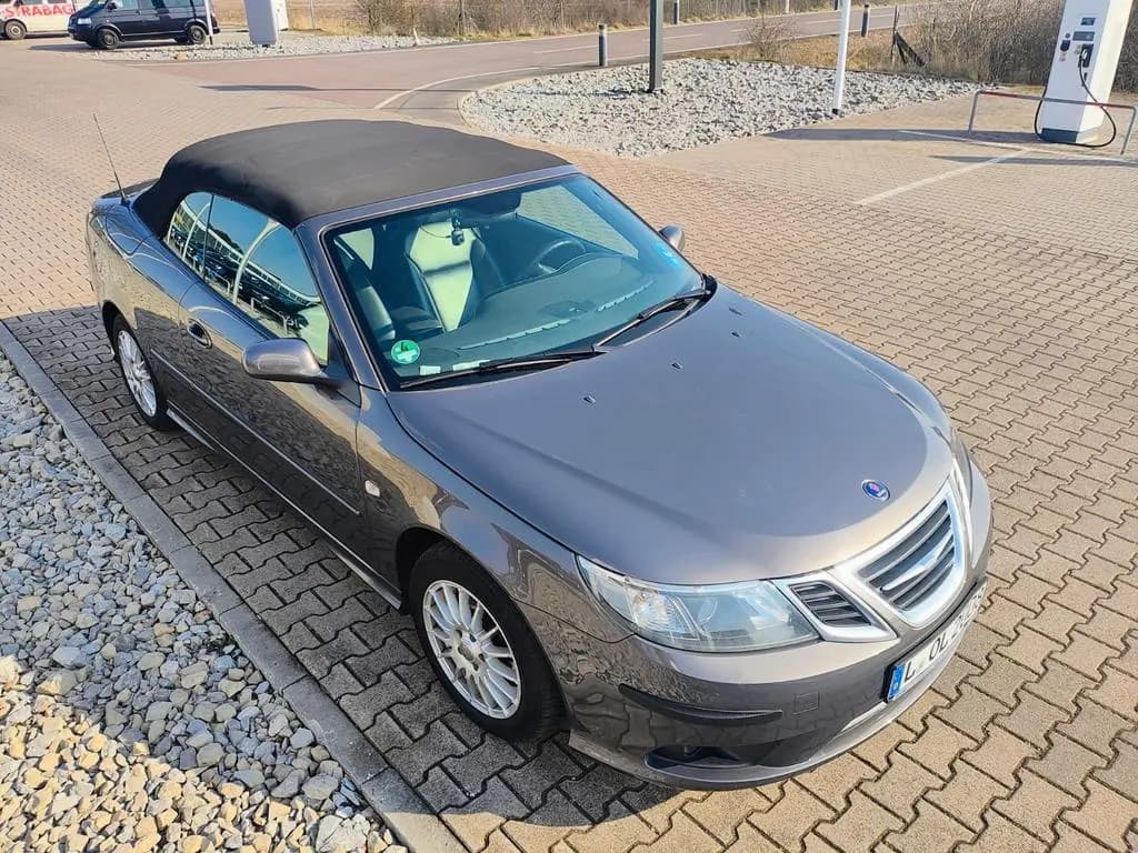 Main__Slider__Photo:Saab 9-3 1.9TiD Linear Cabriolet Linear 07/2008-0