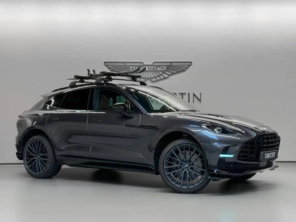 Main__Slider__Photo:Aston Martin DBX707 NEW INFOTAINMENT | Aston Martin Brussels 03/2026-0