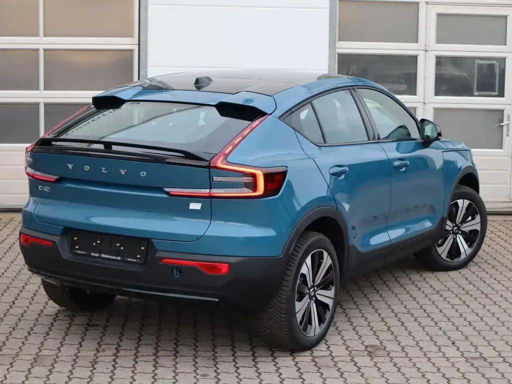 Main__Slider__Photo:Volvo C40 Plus Recharge Pure Electric 02/2023-1
