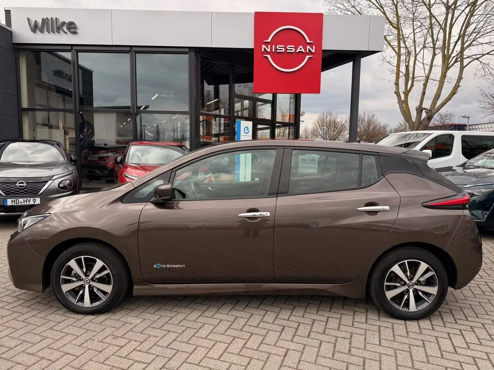 Main__Slider__Photo:Nissan Leaf 10/2019-1