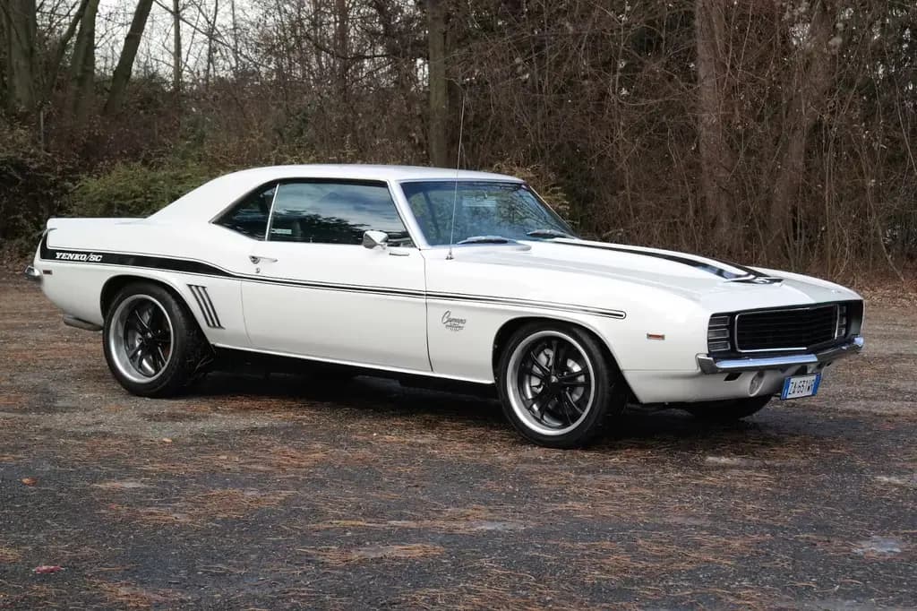 Main__Slider__Photo:Chevrolet Camaro YENKO/SC Recreation 454 Tremec 5-speed 07/1969-0