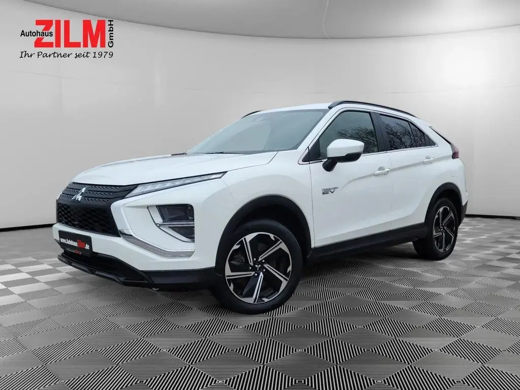 Main__Slider__Photo:Mitsubishi Eclipse Cross Plug-in Hybrid BASIS 2.4 MIVEC 4WD 01/2024-1