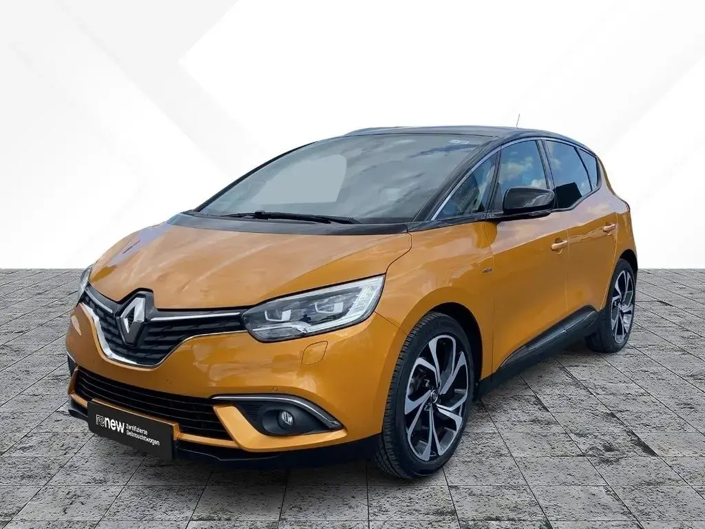 Main__Slider__Photo:Renault Scenic IV 1.2 TCe 130 Energy - BOSE Edition LED 06/2017-1
