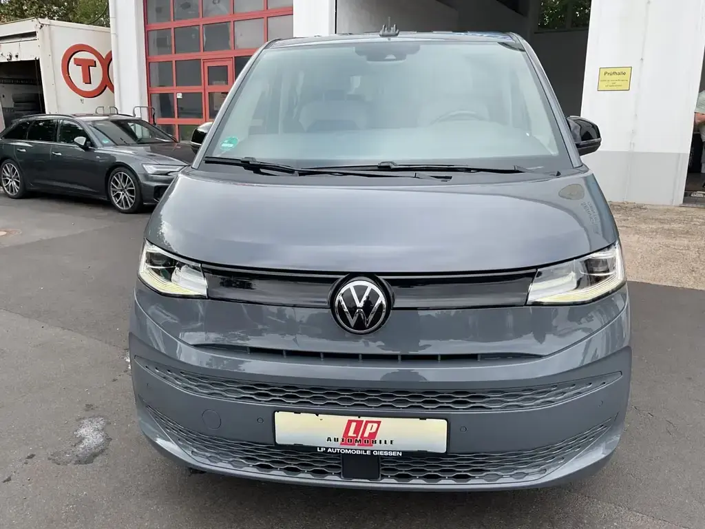 Main__Slider__Photo:Volkswagen T7 Multivan 2.0 TDI ACC Kamera AHK Navi 7.Sitzer 06/2023-1