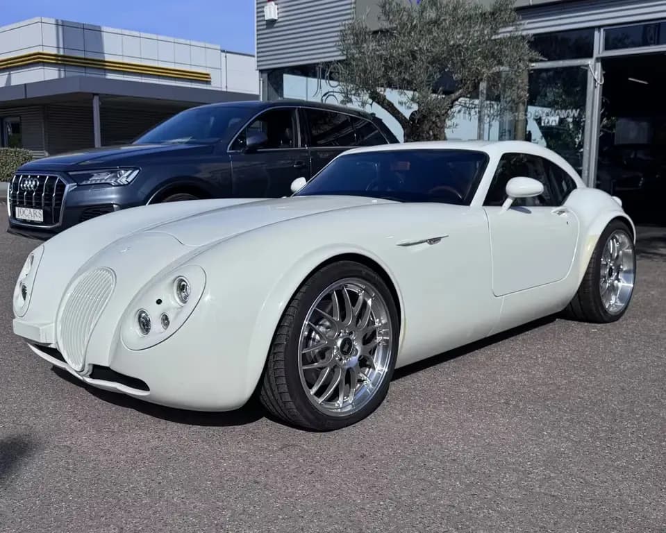 Main__Slider__Photo:Wiesmann MF 4 GT I 1-Hand I Kälteanlage I Bordeaux Leder 07/2007-0