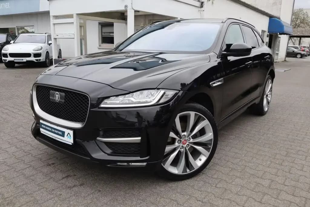 Main__Slider__Photo:Jaguar F-Pace 30d AWD R-Sport 01/2020-0