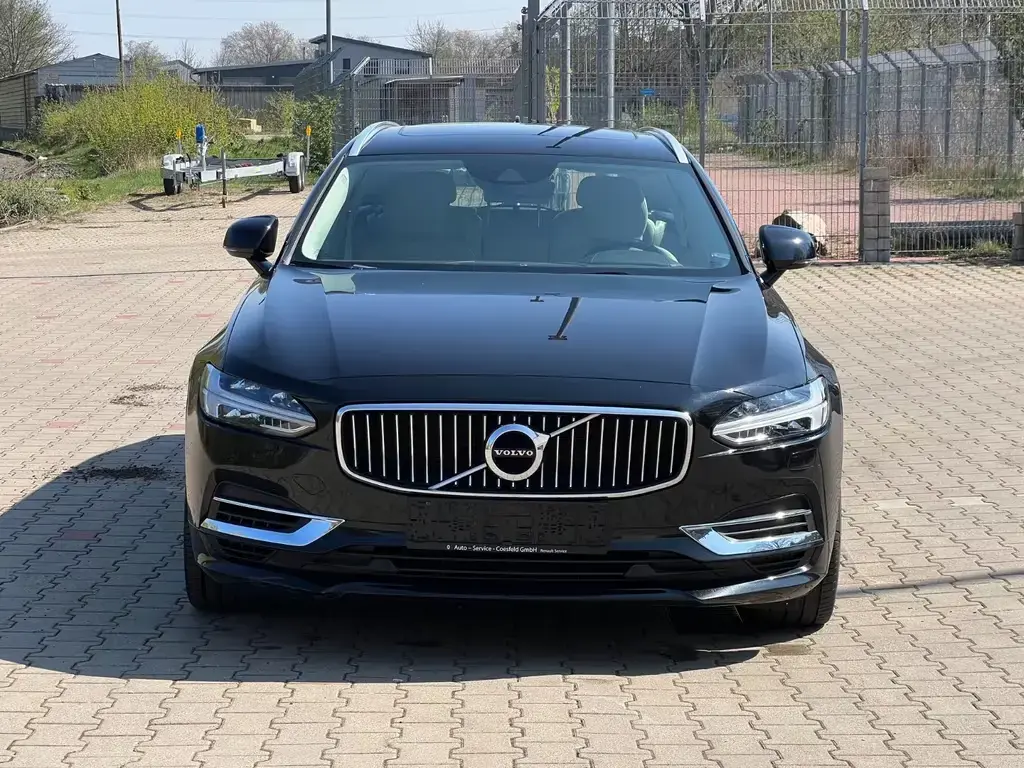 Main__Slider__Photo:Volvo V90 Kombi Inscription Plug-In Hybrid AWD 08/2019-1