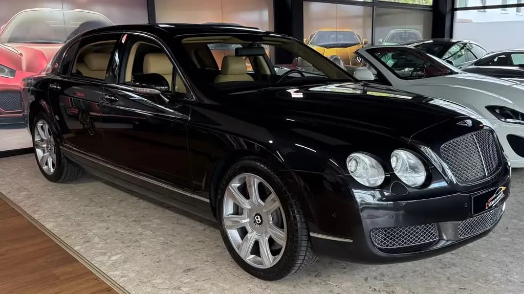 Main__Slider__Photo:Bentley Continental Flying Spur 07/2005-0