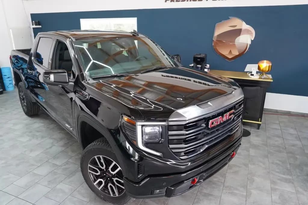 Main__Slider__Photo:GMC Sierra AT4 6.2L V8 426 PS null-0