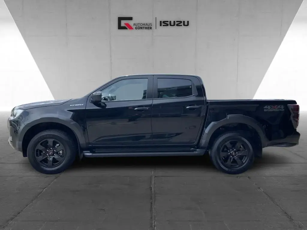 Main__Slider__Photo:Isuzu D-Max V-CROSS Doka 163PS 4WD Autom. Winter/RFK/L null-1