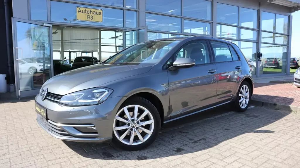 Main__Slider__Photo:Volkswagen Golf VII Lim. Highline BMT-LED-Navi-ACC-DSG 12/2019-0