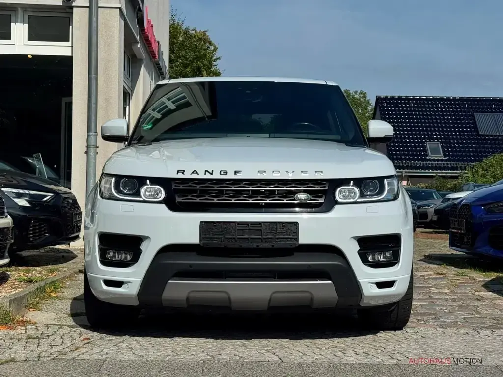 Main__Slider__Photo:Land Rover Range Rover Sport SE Dynamic Pano Navi Kamera 7- 08/2017-1