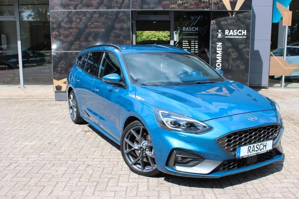 Main__Slider__Photo:Ford Focus Turnier ST 2.3 Ecoboost +ACC+LED+SHZ+NAVI 11/2019-0