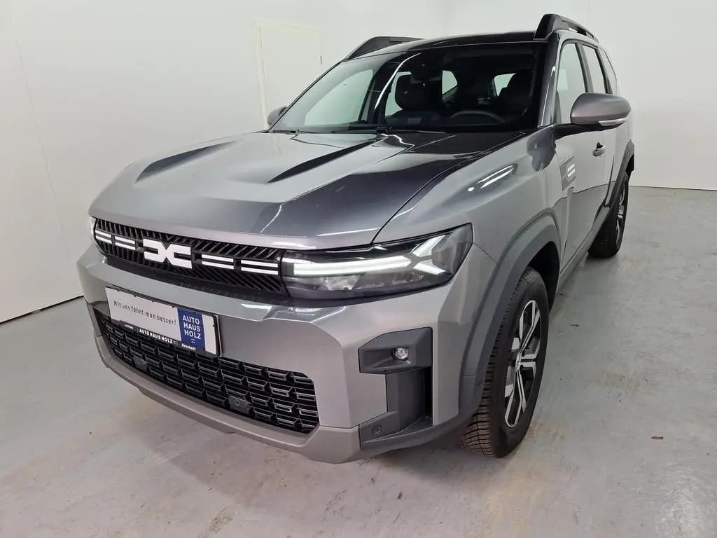 Main__Slider__Photo:Dacia Bigster Expression TCe 130 4x4 Winterpaket 09/2025-0