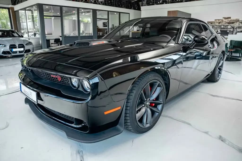 Main__Slider__Photo:Dodge Challenger 5,7 Hemi NAV ALPINE KAMERA 03/2021-0
