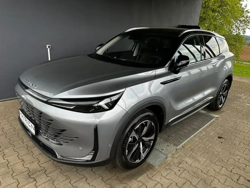 Main__Slider__Photo:BAIC 1,5L Turbo GDI Beijing X75 12/2025-1