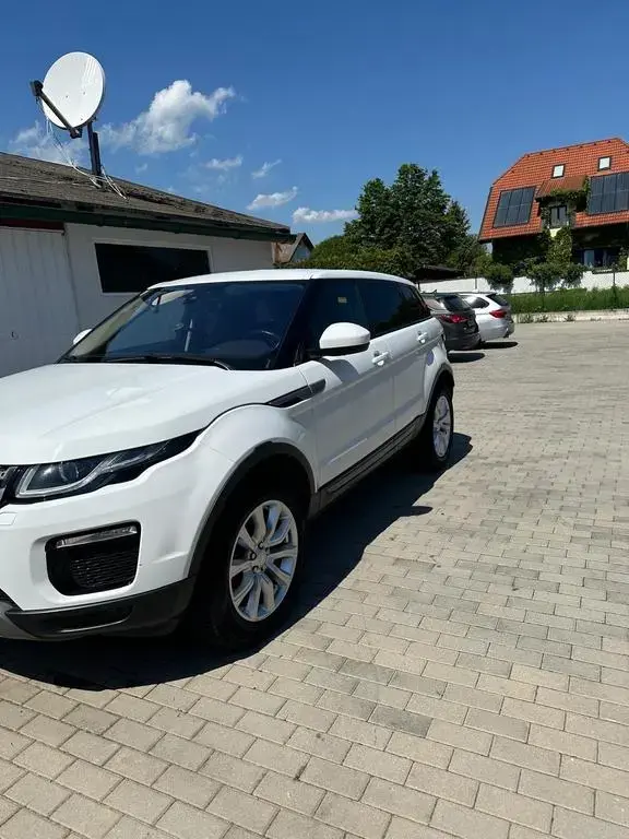 Main__Slider__Photo:Land Rover Range Rover Evoque 2.0 TD4 110kW SE Autom. SE 04/2018-1