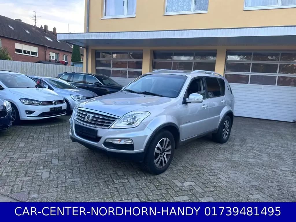 Main__Slider__Photo:Ssangyong REXTON Rexton W Executive 4WD 02/2015-0