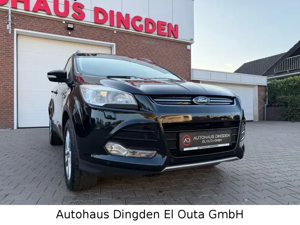 Main__Slider__Photo:Ford Kuga 2.0 TDCi Titanium 09/2014-1