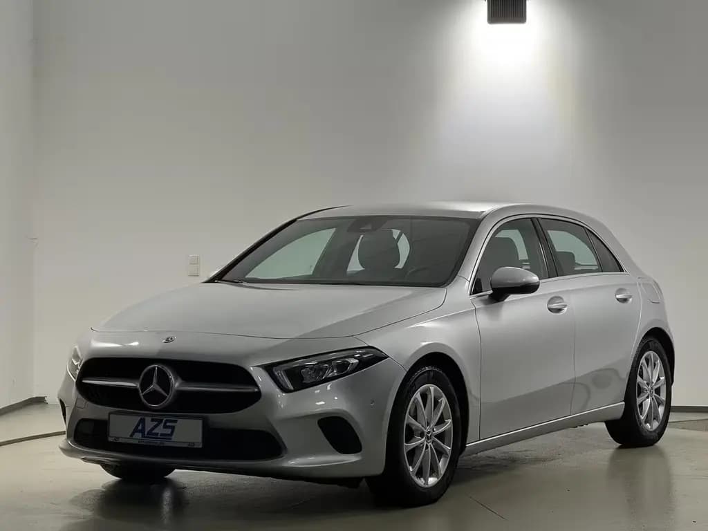 Main__Slider__Photo:Mercedes-Benz A-Class 220 Progressive LED Navi Virtual Keyless 10/2018-0