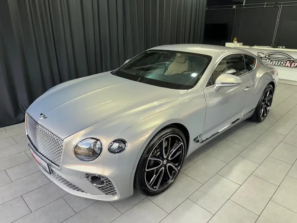 Main__Slider__Photo:Bentley Continental GT 6.0 W12 4WD AKRAPOVIC MASSAGE 08/2018-0