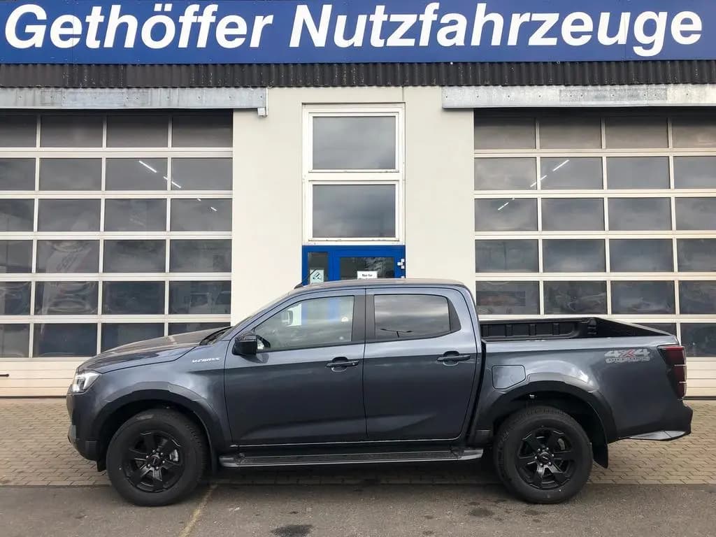 Main__Slider__Photo:Isuzu D-Max Double Cab V-Cross AT neues Modell+SOFORT+ null-0