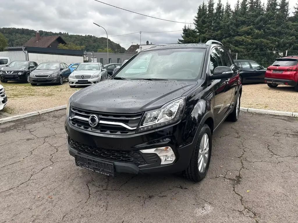 Main__Slider__Photo:Ssangyong Korando *Navi+Kamera+LED+Scheckheft+Klima+Euro6* 05/2019-0