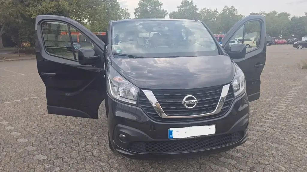 Main__Slider__Photo:Nissan NV300 Business  MobiTEC  6 Sitz 08/2019-1