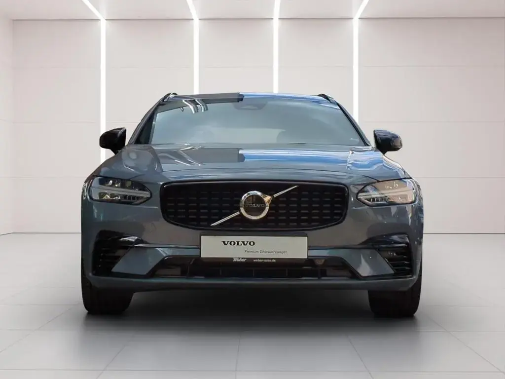 Main__Slider__Photo:Volvo V90 T8 Recharge R-Design *Pano*SH*Kam*Nappa* 11/2021-1