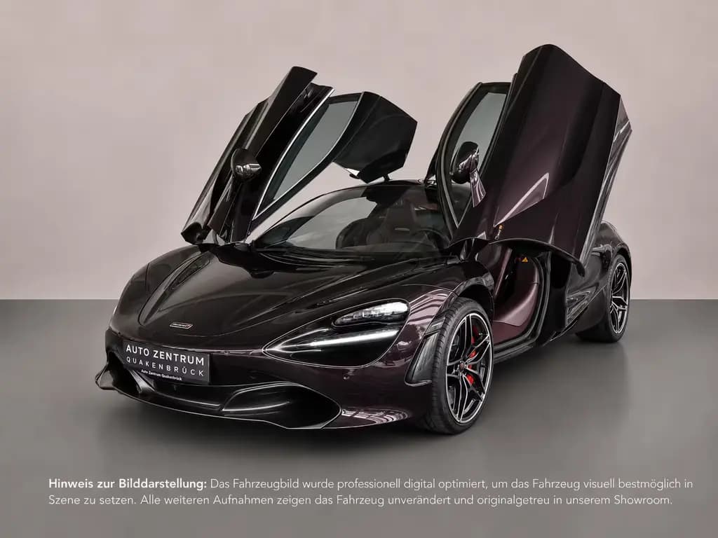 Main__Slider__Photo:McLaren 720S Coupé Performace Carbon Lift Glas B&W 360° 10/2017-0