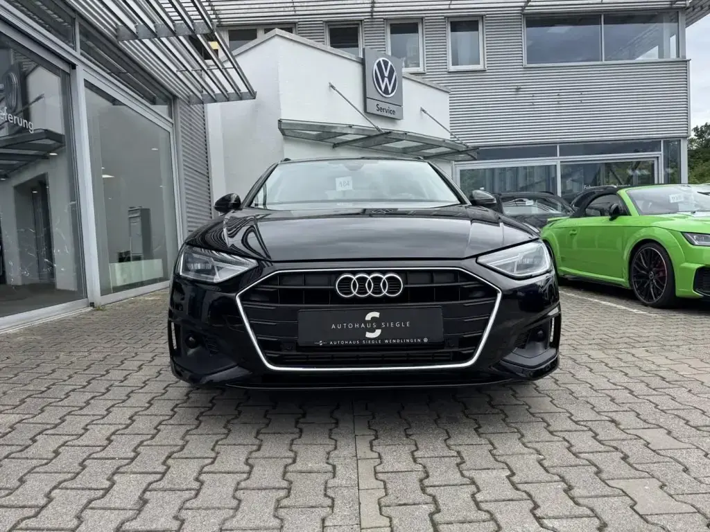 Main__Slider__Photo:Audi A4 35 2.0 TFSI Avant  S-Tronic Navi LED Tempomat 09/2020-1