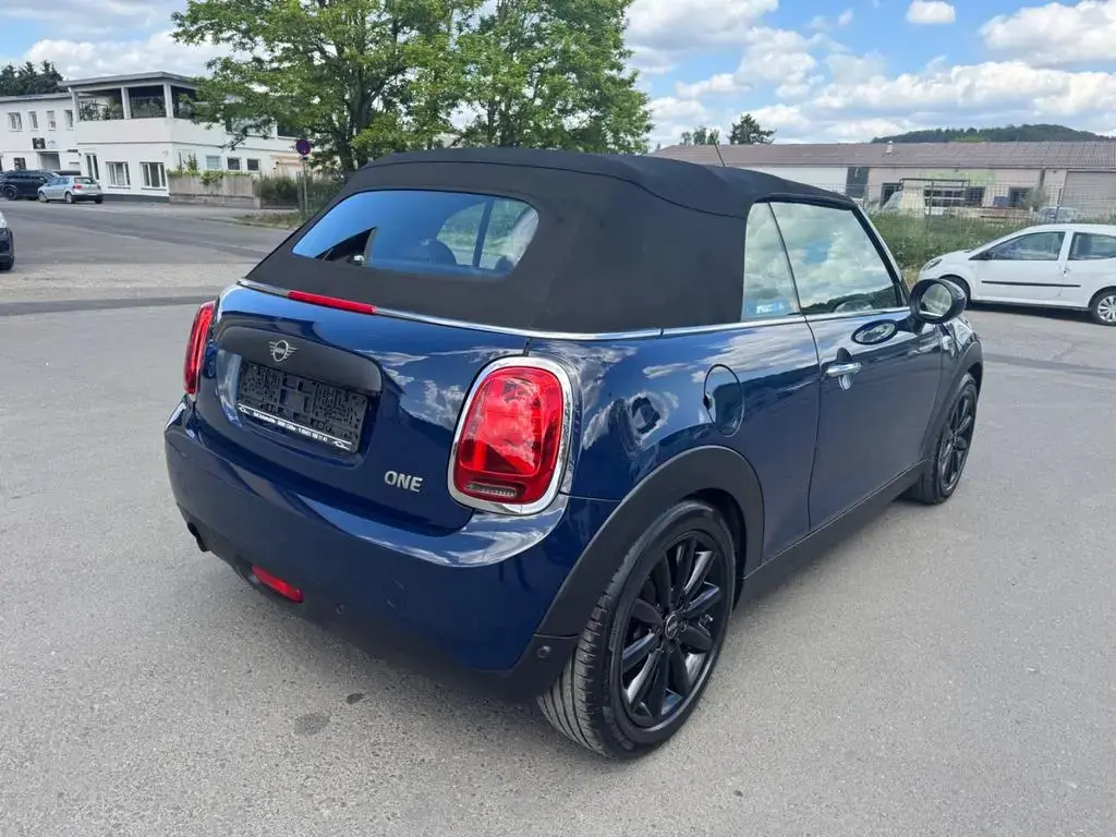 Main__Slider__Photo:MINI ONE Cabrio One 1,5 75 kW /Leder/LED-Scheinwerfer 04/2018-1