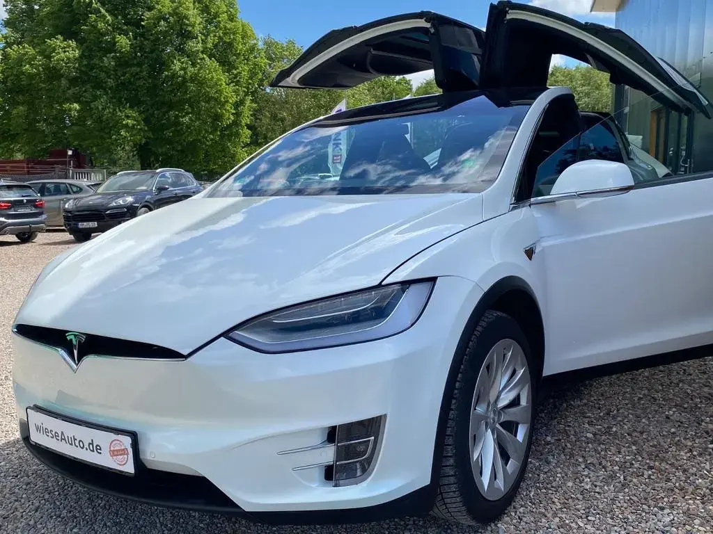 Main__Slider__Photo:Tesla Model X Long Range Plus Service Bremse Neu 1. Ha 12/2020-1