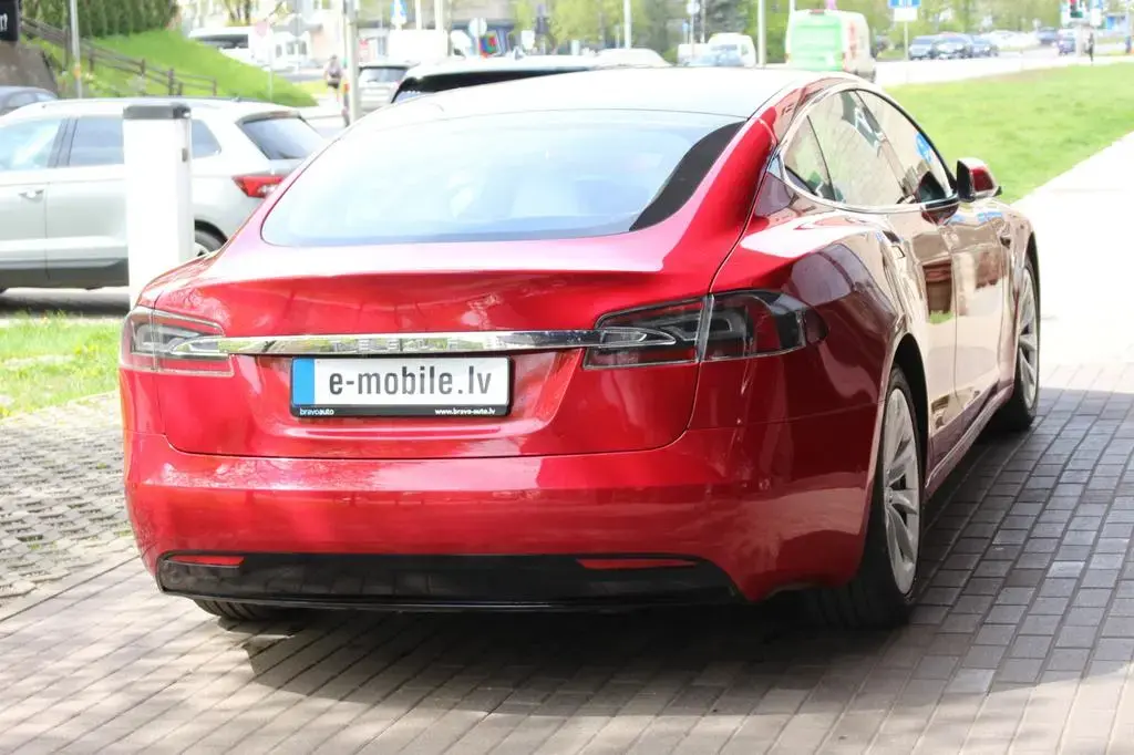 Main__Slider__Photo:Tesla Model S 75D Dual Motor AWD - TOP Zustand 10/2017-1