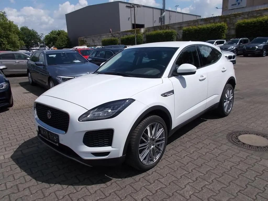 Main__Slider__Photo:Jaguar E-Pace S AWD, Navigation, Aluf. 20", Kamera 02/2019-0