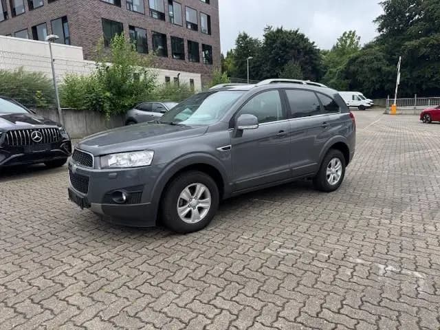 Main__Slider__Photo:Chevrolet Captiva 2.2 D LT+ 7 Sizpläze 01/2012-0