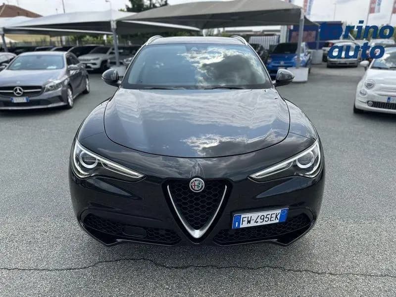 Main__Slider__Photo:Alfa Romeo Stelvio 2.2 Turbodiesel 210 CV AT8 Q4 03/2019-0